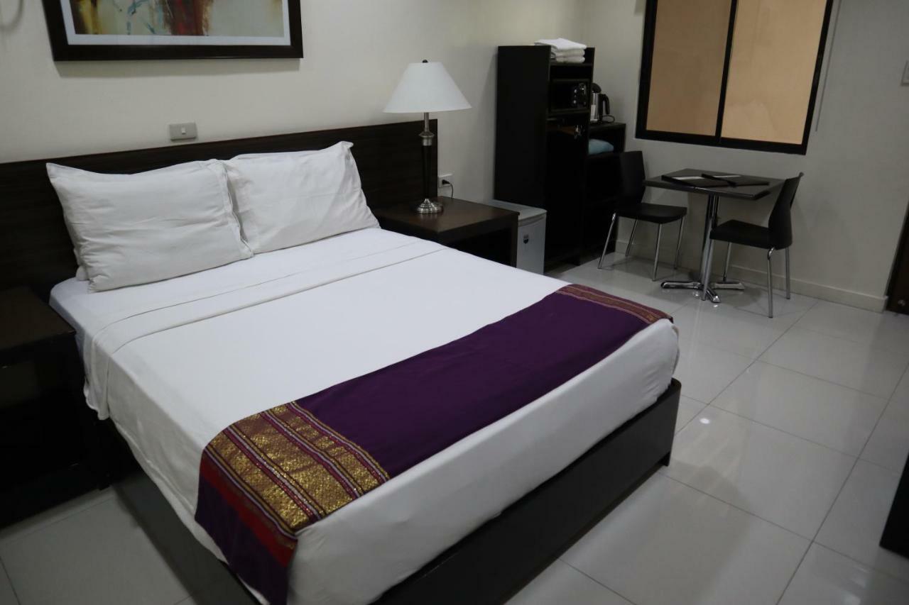 Domicilio Lorenzo Davao Ngoại thất bức ảnh