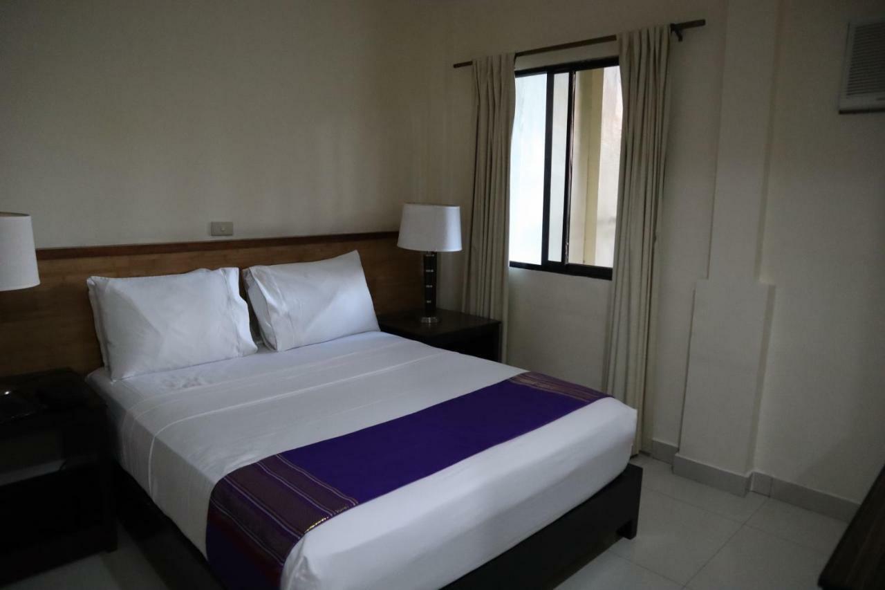 Domicilio Lorenzo Davao Ngoại thất bức ảnh