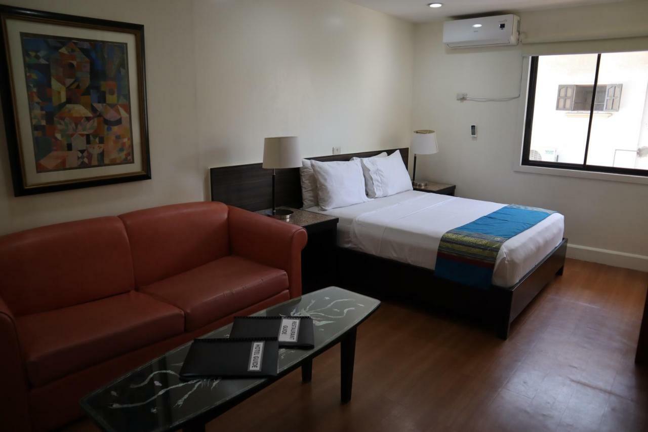 Domicilio Lorenzo Davao Ngoại thất bức ảnh