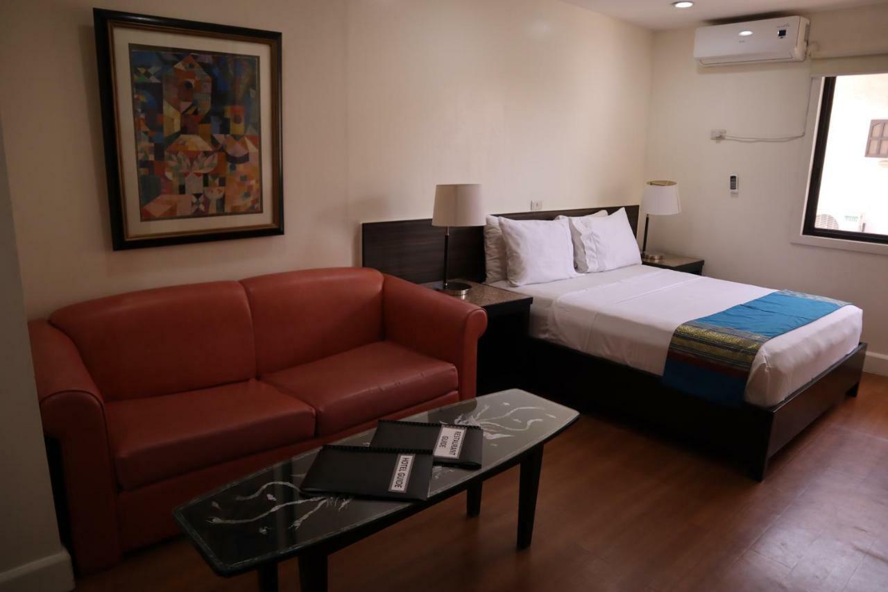 Domicilio Lorenzo Davao Ngoại thất bức ảnh
